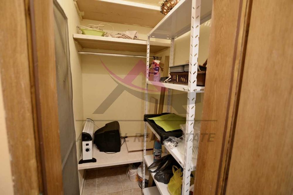 Атрактивен двустаен -Лятно кино