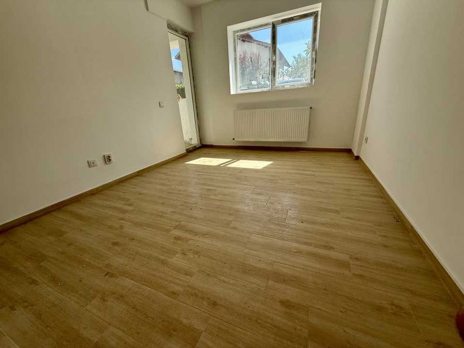 Garsoniera cartier Militari Residence - mutare imediata!!