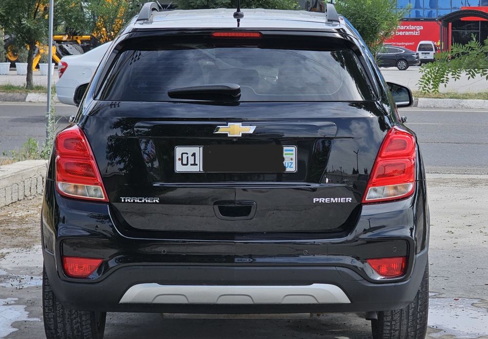 Chevrolet TRACKER 1 Prmier