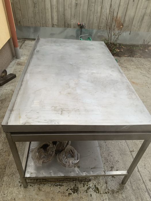 Masa de inox 1750x950 mm.