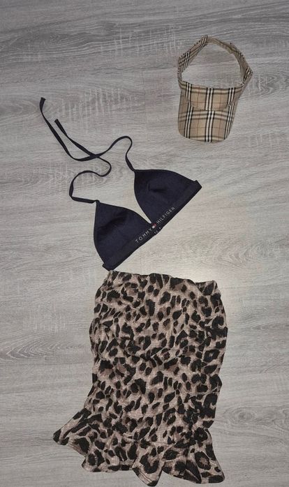 Дамски Дрехи и аксесоари