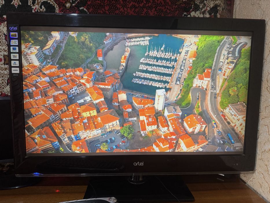 Телевизор Artel 42 artlcd 726