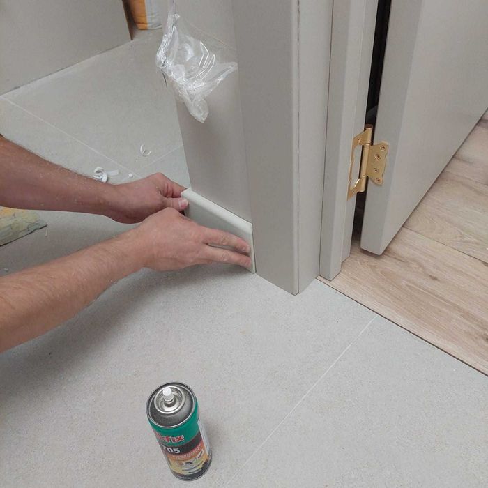 Плинтус дюрополимер 100 мм остатки. Новый.