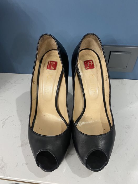 Женские туфли