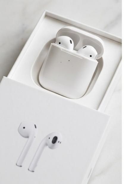 AirPods MWP22RU/A