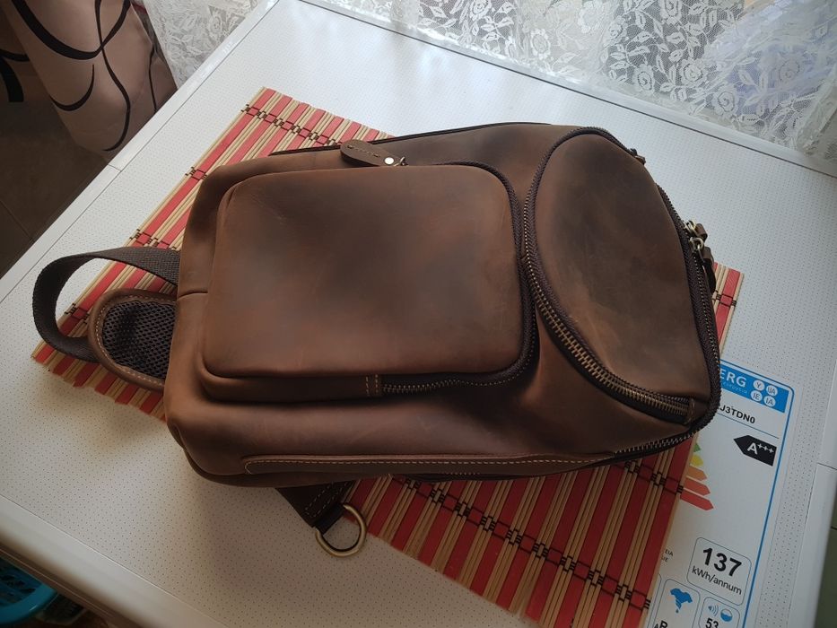 Мъжка чанта за през рамо