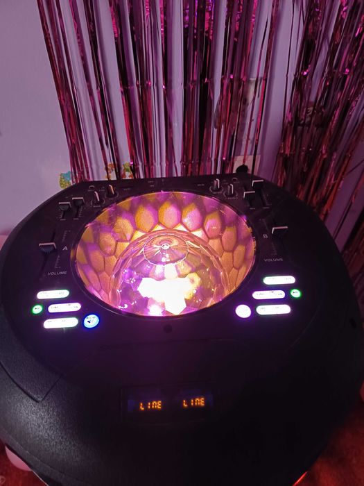 Sistem Audio Akai DJ-Y5L - 800W, Show Lumini, Stare Impecabilă