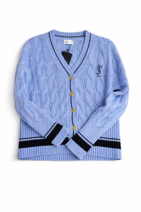 Жилетка уникален цвят