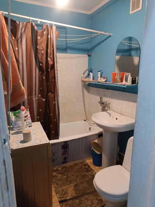 Сдам 2 ком квартиру в районе Рахмета