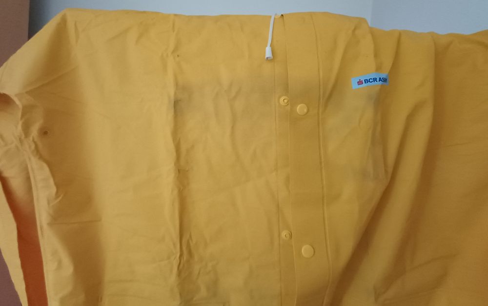 Salopetă de ploaie ultra rezistenta