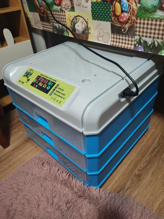 Incubator automat oua  192 oua