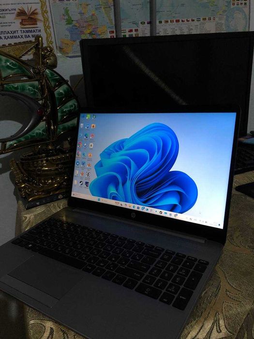 Noutbuk sotiladi HP