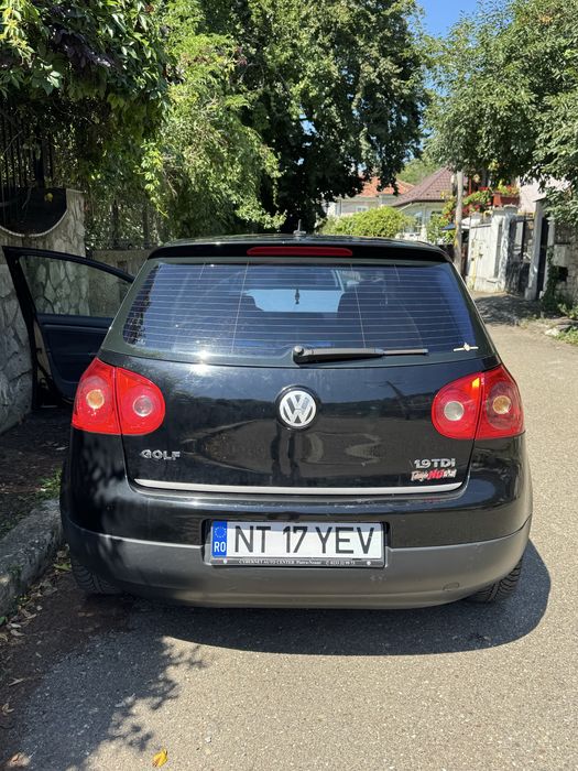 VOLKSWAGEN Golf 2004 — imagine 4