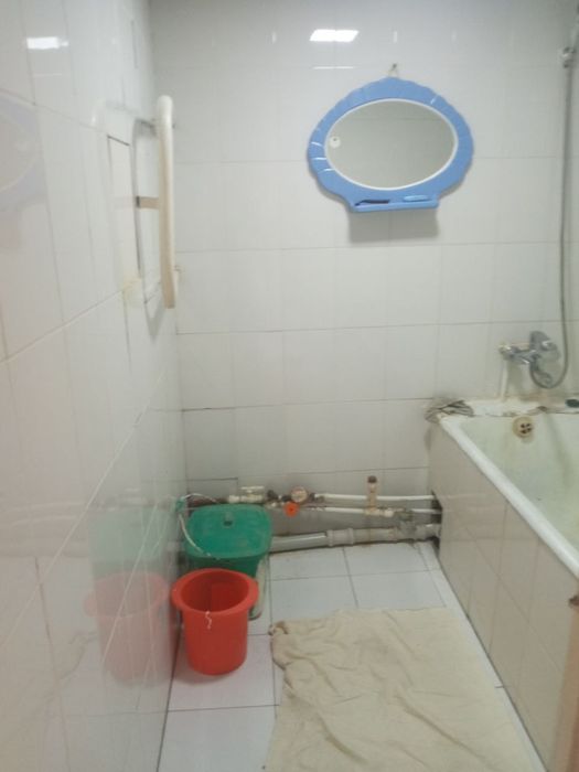 Продаётся квартира 3/2/5 Ахмад Югнаки Без ремонта  78м2 Балкон 2×6