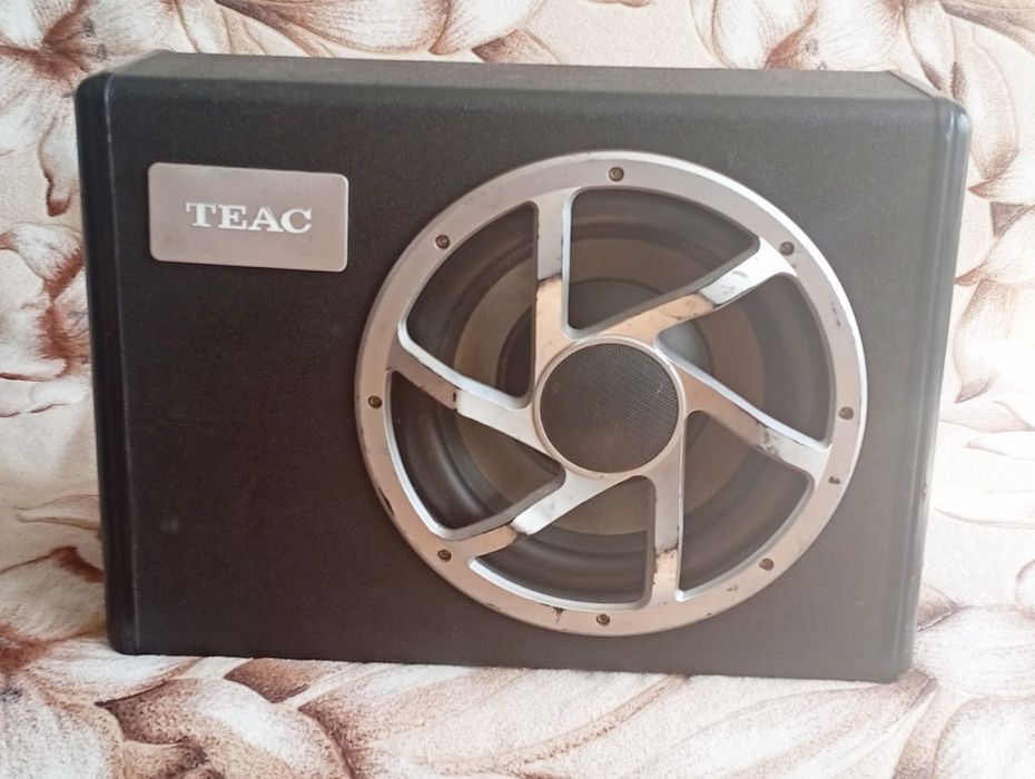 Продам самбуфер в авто