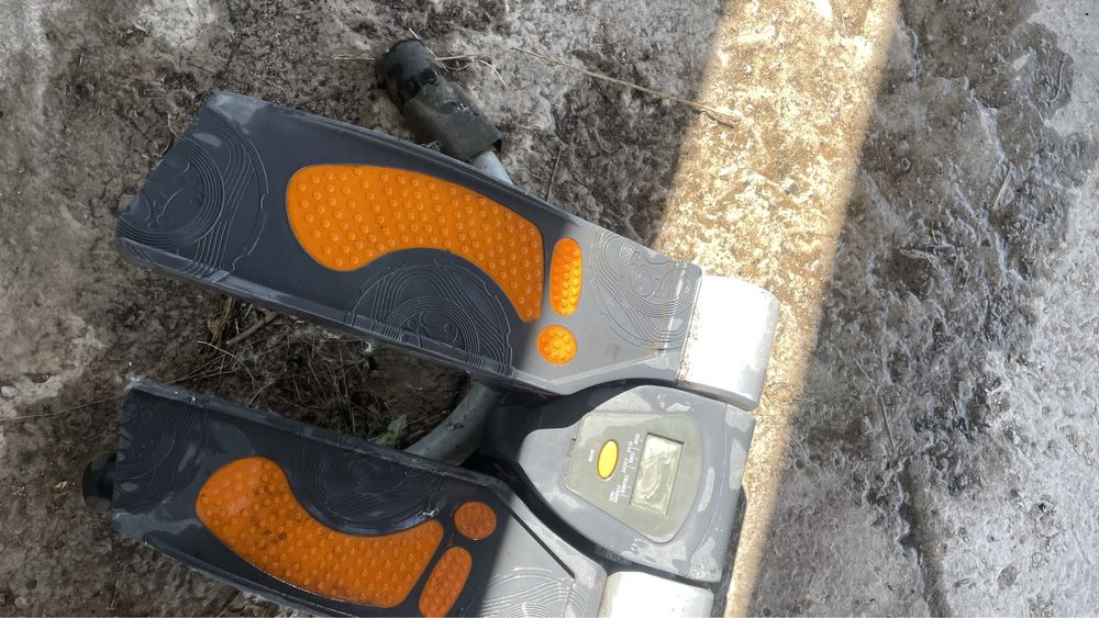 Тренажёр для ног