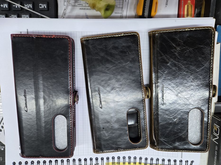 Продам чехол самсунг  Z Fold 3