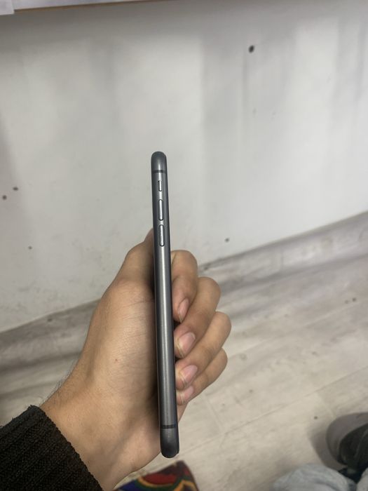 продам айфон  11