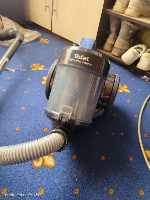 Продам Пылесос Tefal