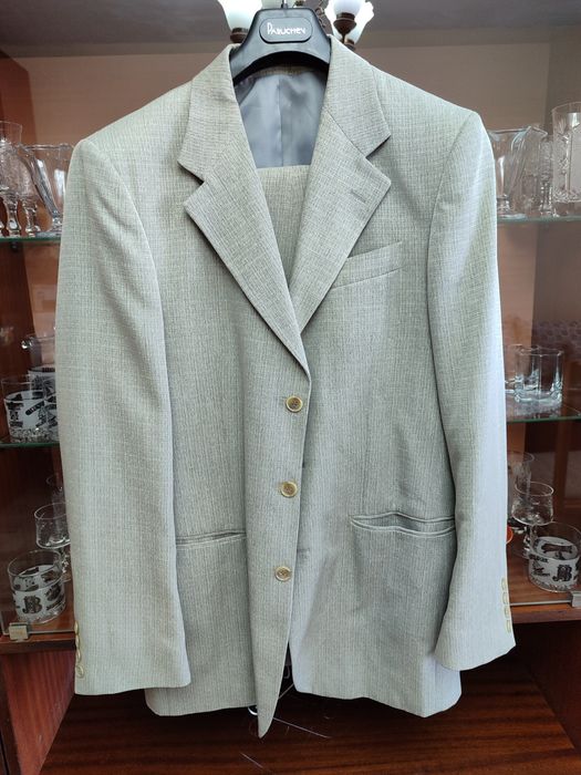 Мъжки костюми  два броя