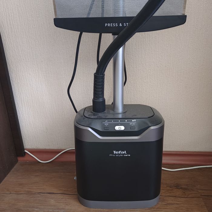 Продам отпариватель Tefal Pro Style Care