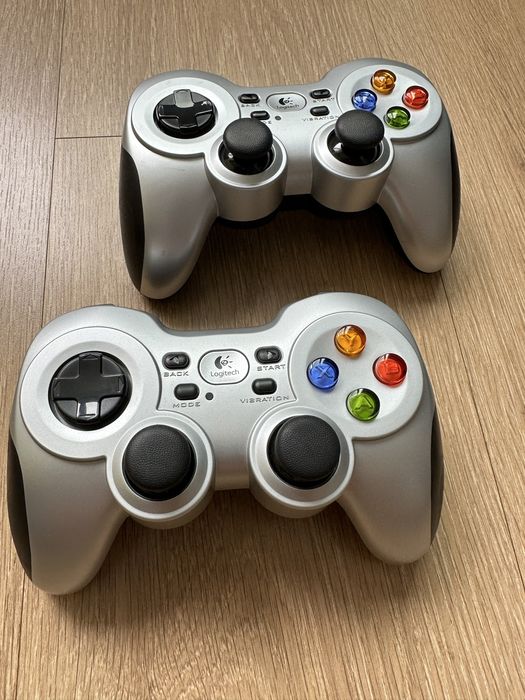 Controller wireless Logitech F710