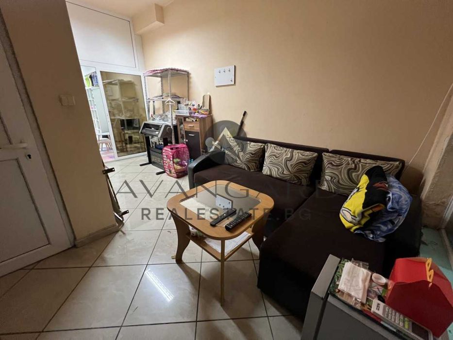 Продава се Магазин в Пловдив, Център - 75 кв.м за 1161 €/кв.м - Снимка #4