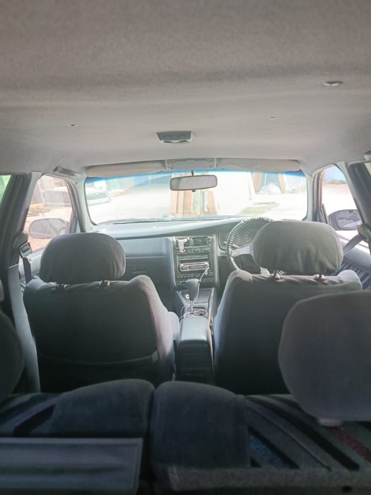 Срочно продам Тайота Калдину 1995 года