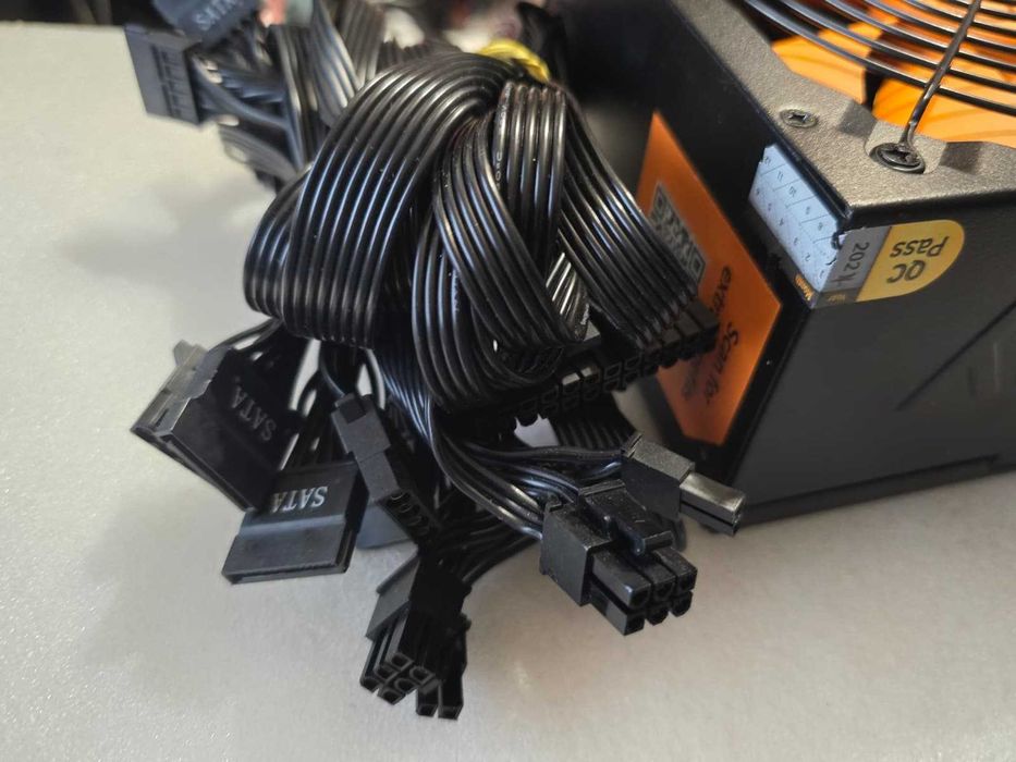 Sursa PC nJoy Nexo 850, 850W, 80+ Gold, DC-DC, PFC Activ - poze reale