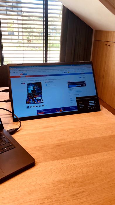 Monitor portabil UPERFECT Delta Max 18.5 inch, Full HD, pliabil