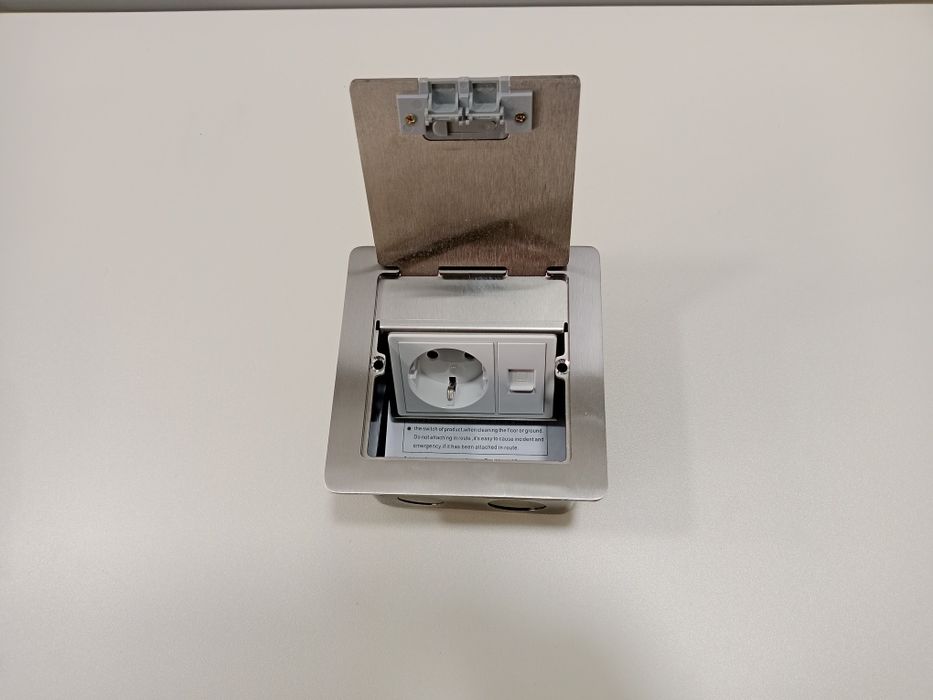 Розетка настольная Розетка напoл.
Разные комплектации
Цена от 240.00