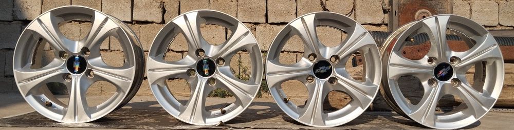 Дисклар сотилади 13 разболтовка 4/100