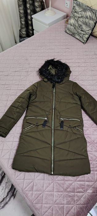 Модерно зимно яке за момиче  с подарък