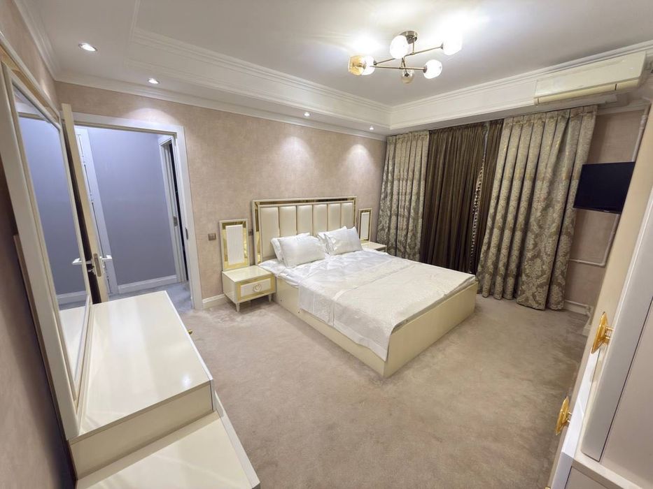 ЖК-Ассалом Сохил ПЛОЩАДЬ-117m2 
+2 сан/Узла 4/5/9 ЦЕНТР ГОРОЛА-5 минут