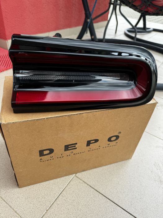 LAMPI SPATE LED DODGE CHALLENGER 2014 noi in cutie stanga+dreapta