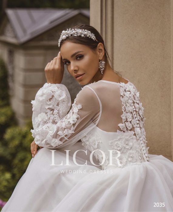 Продам свадебное платье