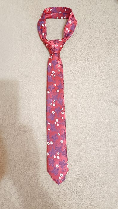 Set Cravata,Batista și Broșă Floare