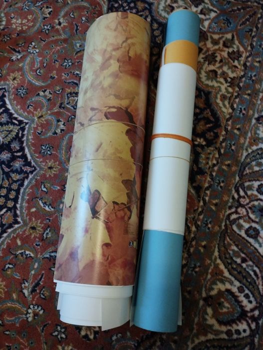 Остатки разной бумаги для рисования