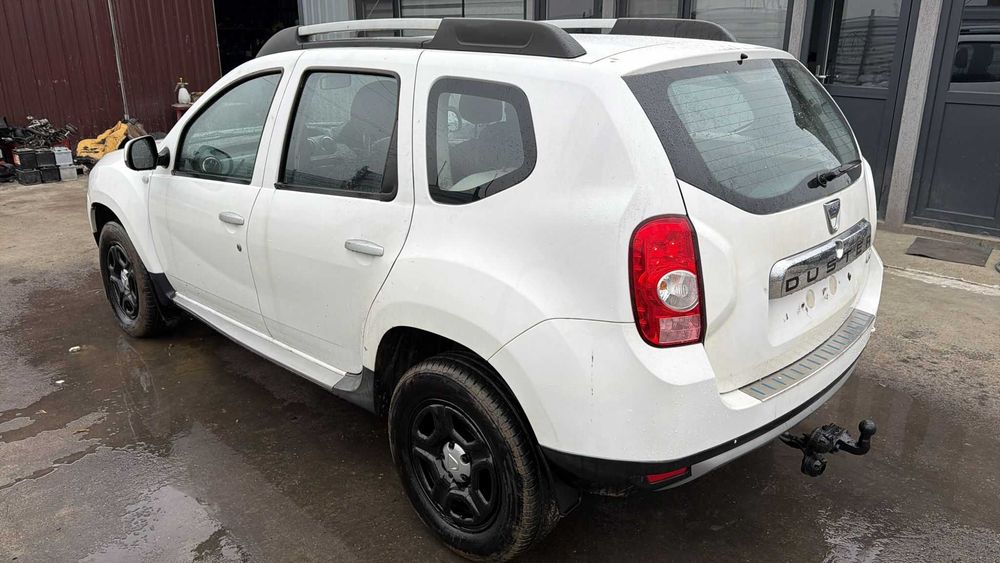 Fata completa /  Piese Dacia Duster 1.5 DCI EURO 5 4x4 127.000 km