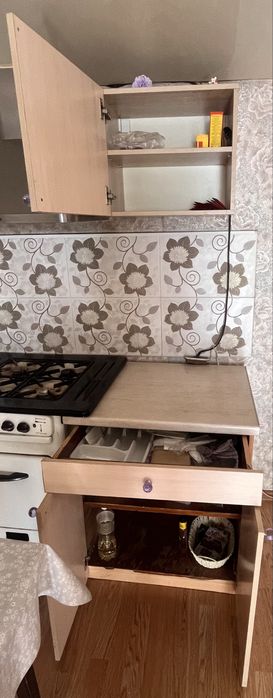 Срочно! Кухонные шкафы
