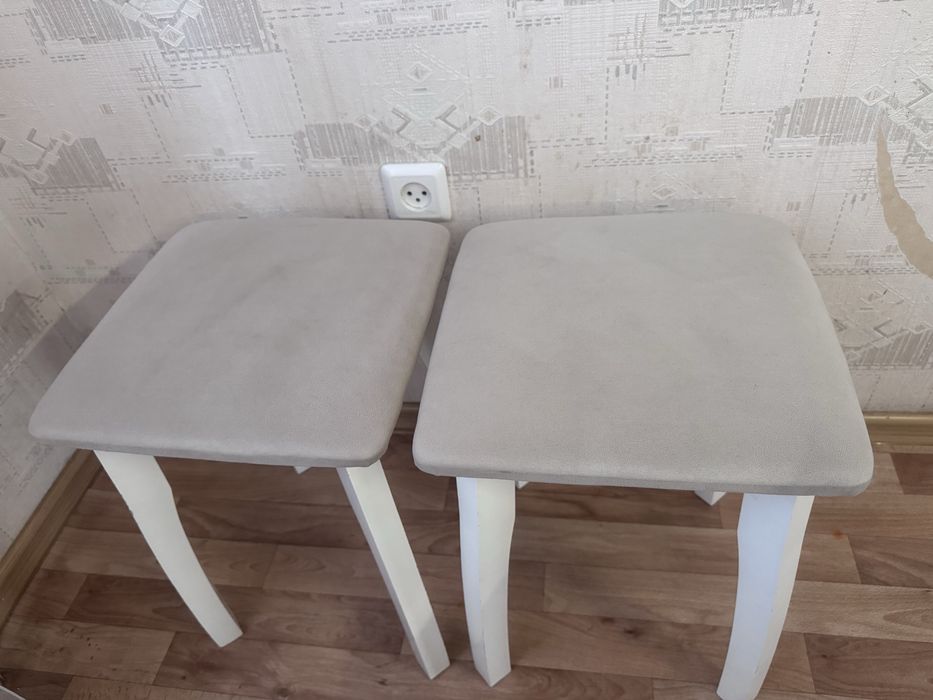 Продам кухонные стулья