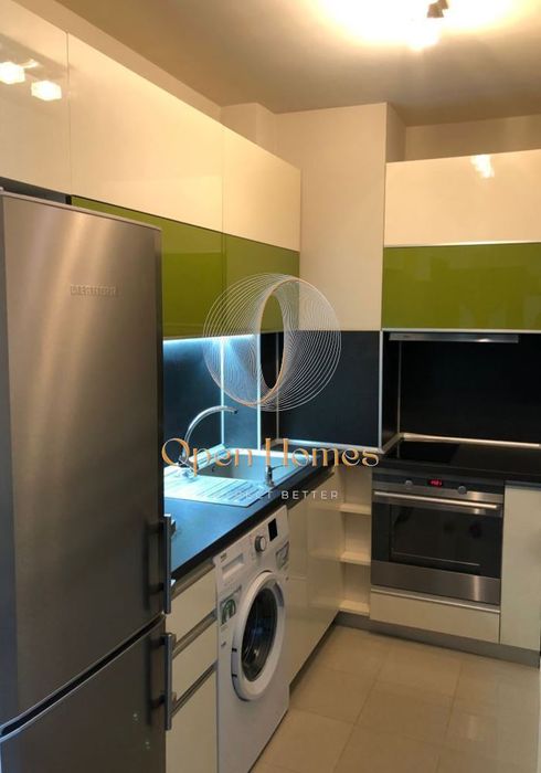 Продава се Тристаен апартамент в Пловдив, Христо Смирненски - 80 кв.м за 1963 €/кв.м - Снимка #4