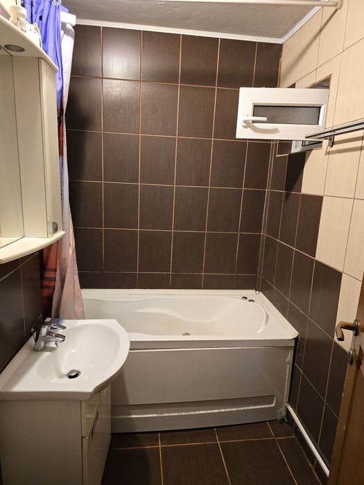 Închiriez apartament 3 camere Sos Giurgiului