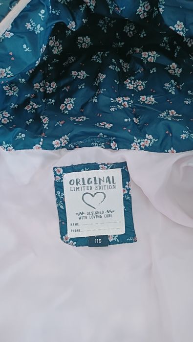 Jachetă pentru copii. C&A. Mărimea 116.