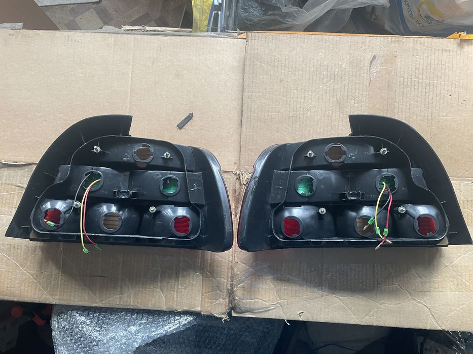 Комплект задних фонарей BMW E39