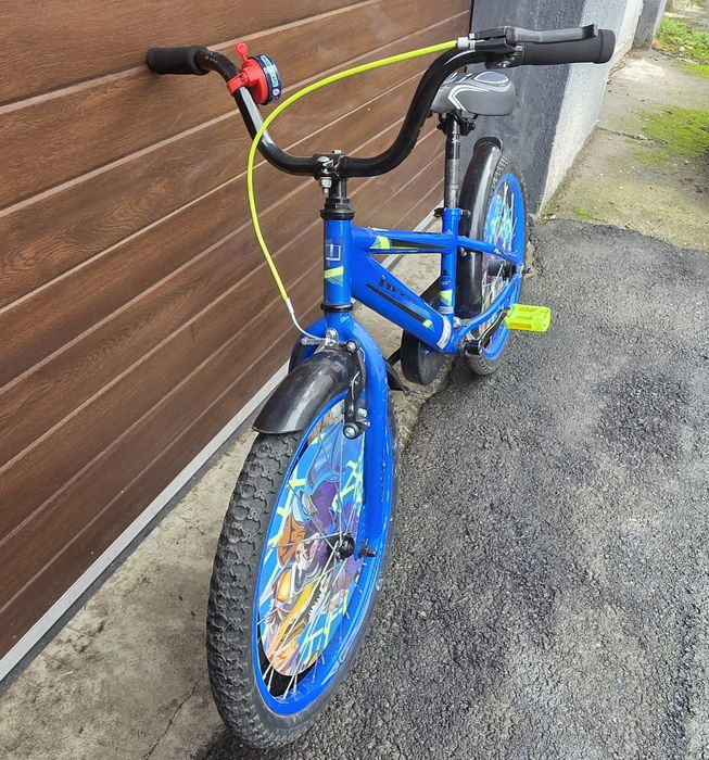 Bicicletă albastră