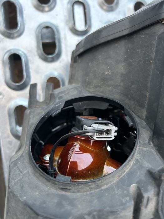 Фейс Фарове BMW E60/61 Dynamic Drive