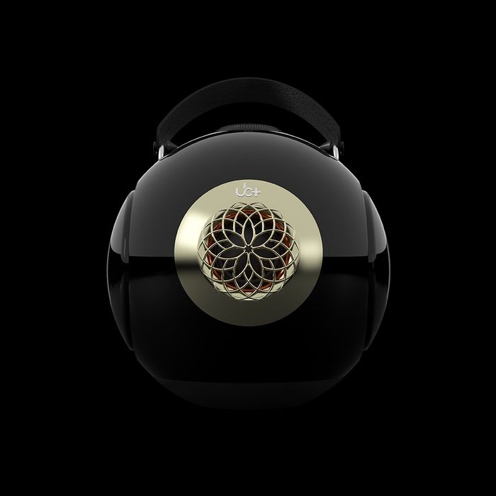 UB+ DB1 Doublebass – Дизайнерска Hi-Fi тонколона със стойка (White)