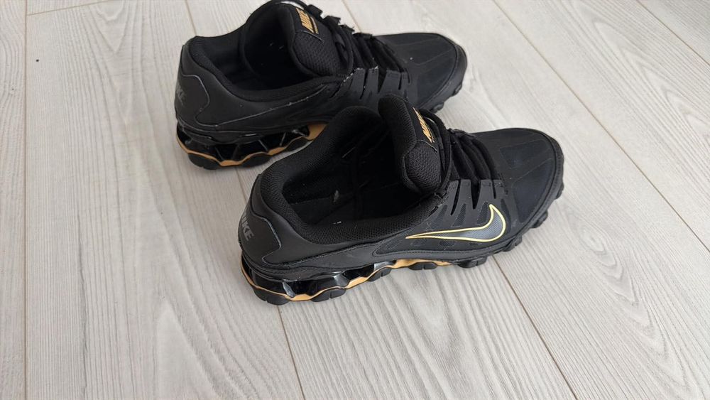 Маратонки Nike 44.5