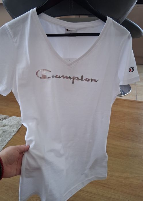 Tricou femei Champion nou cu eticheta